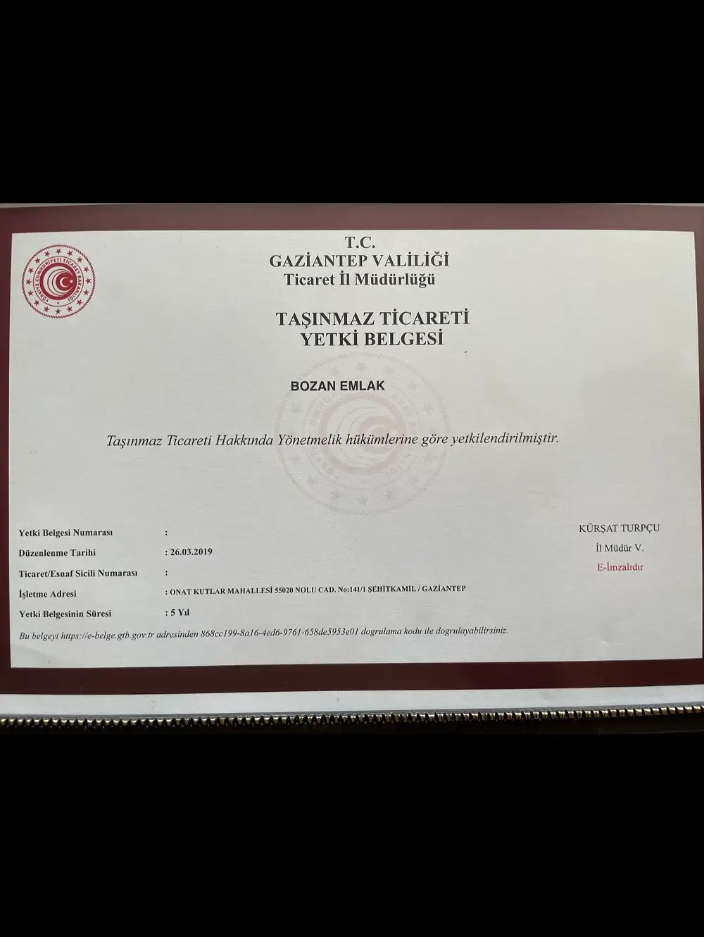 Biz Kimiz ?