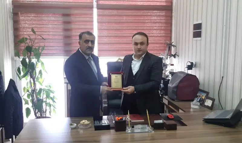 Tüm Emlakçılar Meslek Odası Plaket